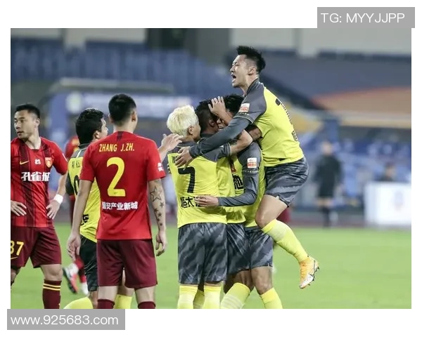 恒大与华夏幸福激战正酣现场直击精彩瞬间回顾与分析