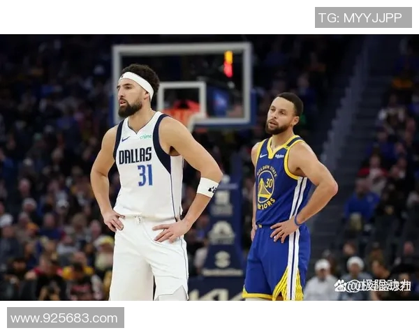 库里与卡斯比对决精彩瞬间回顾全场解说分析