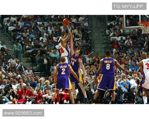 湖人与活塞对决数据分析揭示比赛关键因素与球员表现 湖人与活塞对决数据分析揭示比赛关键因素与球员表现