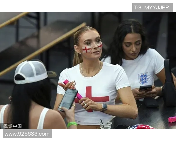 英格兰与俄罗斯球迷激烈冲突现场直击引发国际关注