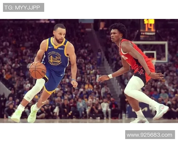 2015年季后赛勇士与火箭第二场激战回顾与精彩瞬间分析 2015年季后赛勇士与火箭第二场激战回顾与精彩瞬间分析