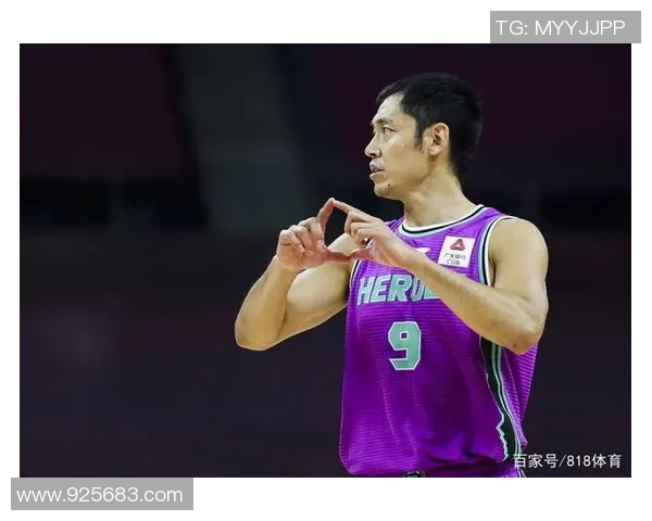 张庆鹏:从篮球场上的传奇到生活中的奋斗者的精彩人生旅程 张庆鹏:从篮球场上的传奇到生活中的奋斗者的精彩人生旅程